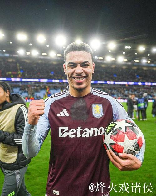 罗杰斯非昙花一现，卡拉格称其为英超顶级球员之一